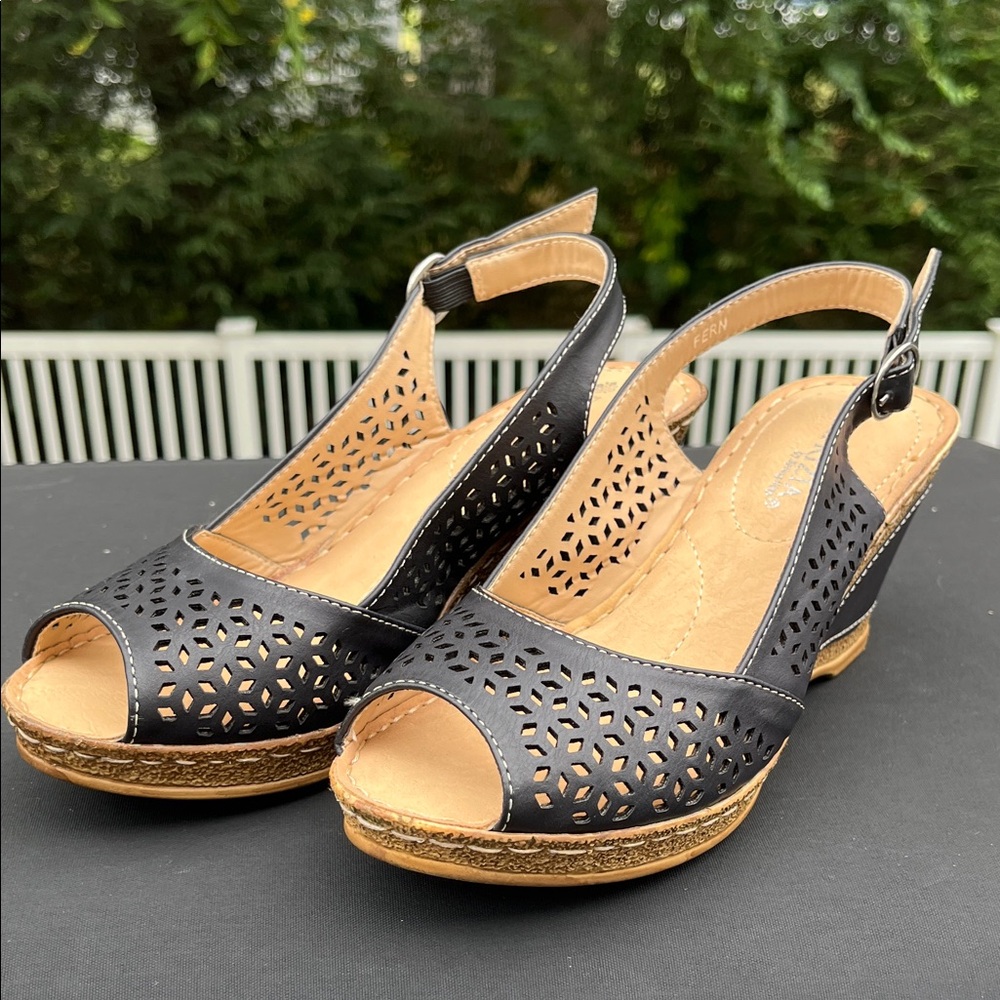 Elegant Black Wedge Sandals